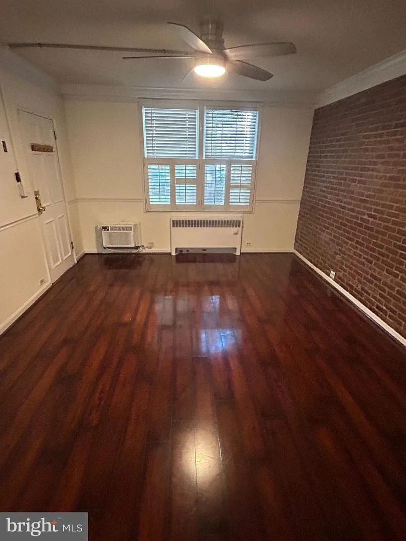 1 bed, 1.0 bath, 666 sqft, $2,025 — Photo 2