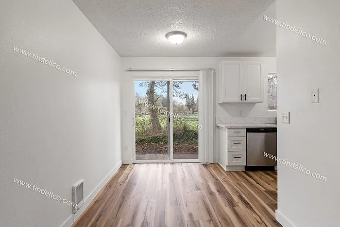 17324 Merlo Rd #3 — Photo 5