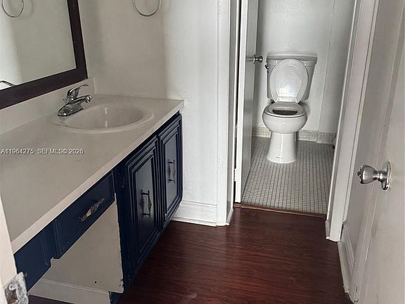 5th image of 496 NW 165th St Rd APT D614