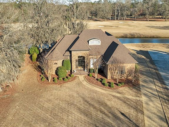2nd image of 8662 Wynford Pl