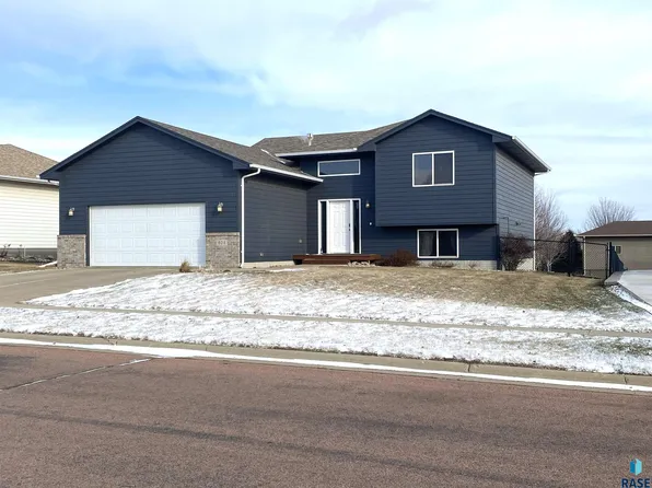 604 S Clearbrook Ave, Sioux Falls, SD 57106