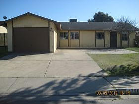 1st image of 4756 Wong St