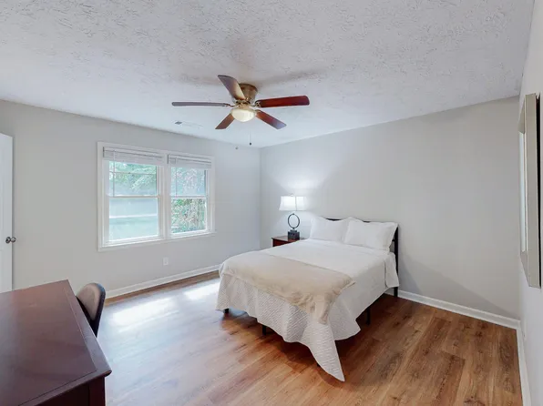 (undisclosed Address), Woodstock, GA 30188