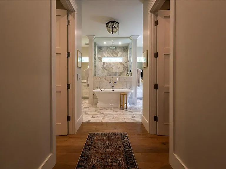 2402 W Parkland Blvd — Photo 26