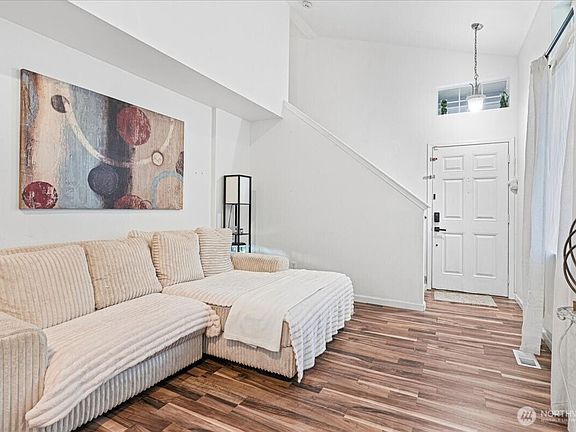 4th image of 21714 64th Avenue Ct E
