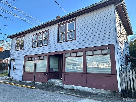 2nd image of 211 New St