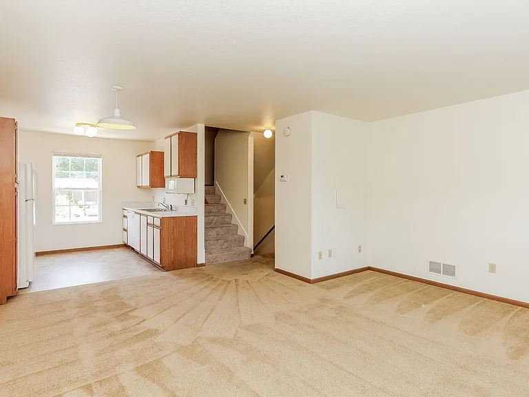 Hightree Townhomes — Photo 25
