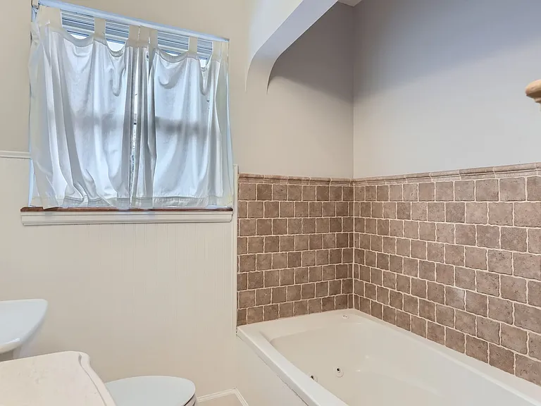 849 Grape St — Photo 13