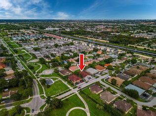 5401 NW 22nd St, Lauderhill, FL 33313