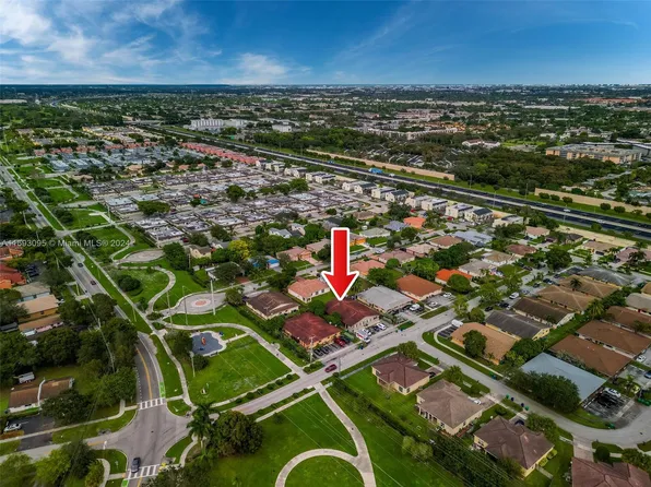 5401 NW 22nd St, Lauderhill, FL 33313