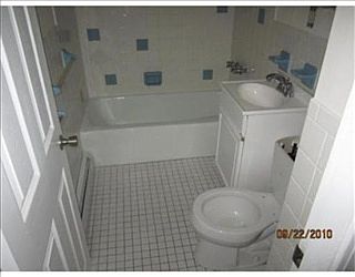 4th image of 13 1/2 Essex Ave