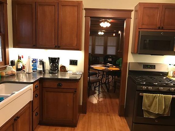 4th image of 636 S 31st Ave