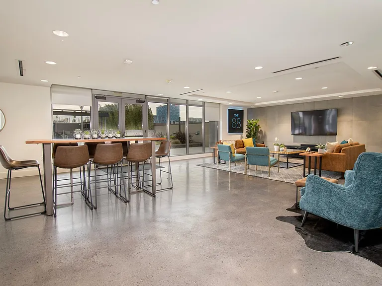 88 E San Fernando St #504 — Photo 19