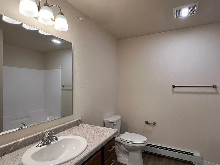 713 Caroline St — Photo 80
