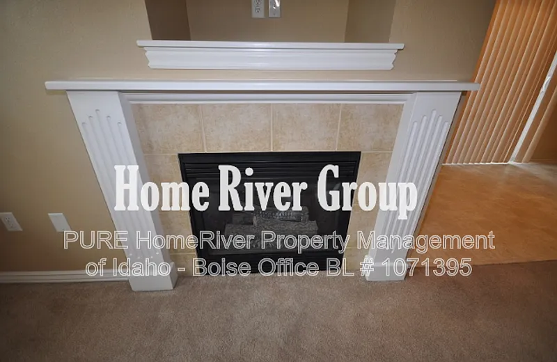 2 bed, 1.5 bath, 885 sqft, $1,350 — Photo 4