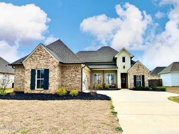 173 Sweetbriar Cir, Canton, MS 39046