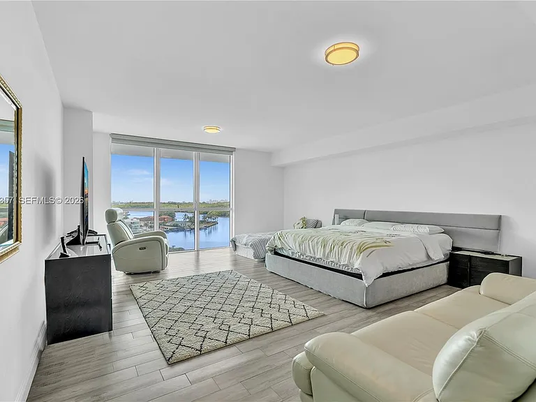 400 Sunny Isles Blvd #907 — Photo 17