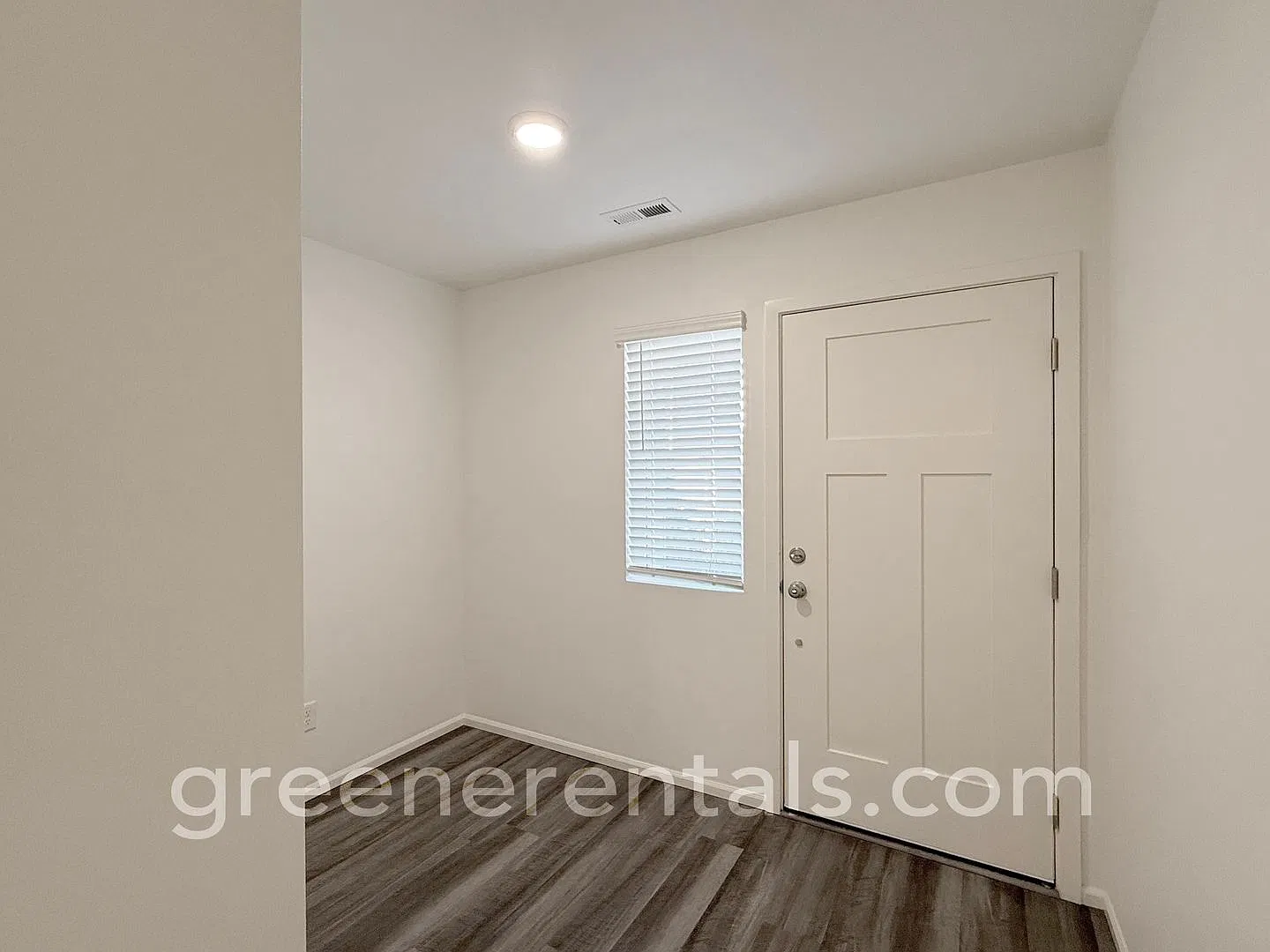 Available! Spacious 4BR/2.5BA Home in South Tumwater — Photo 2