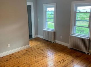 22 Summit St #2, Stonington, CT 06378