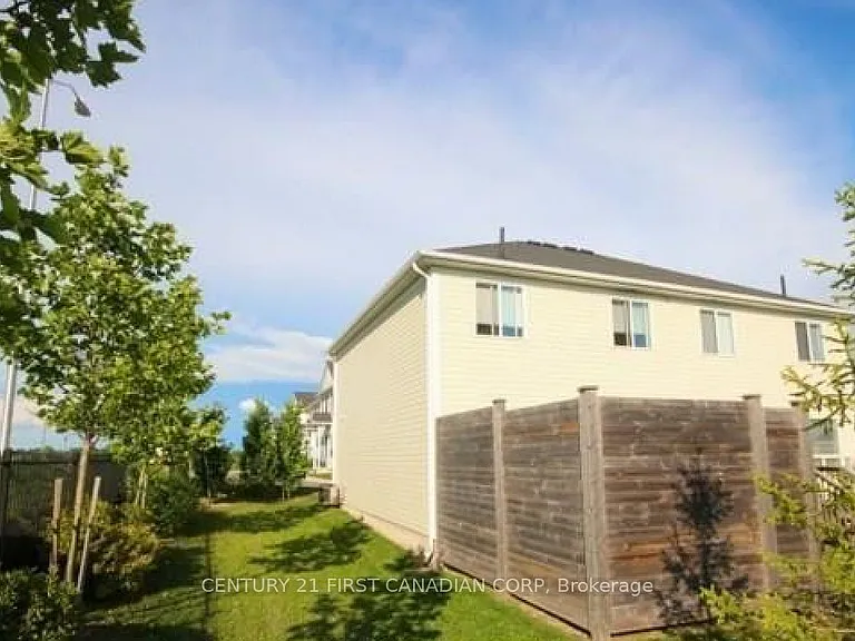 600 Sarnia Rd #47 — Photo 32