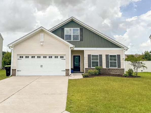 318 High Falls Dr., Conway, SC 29526