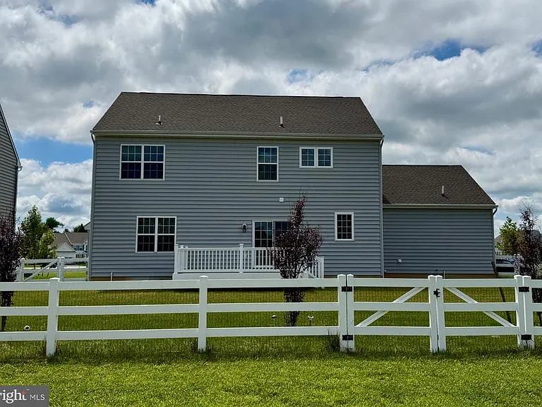 636 McCracken Dr — Photo 27