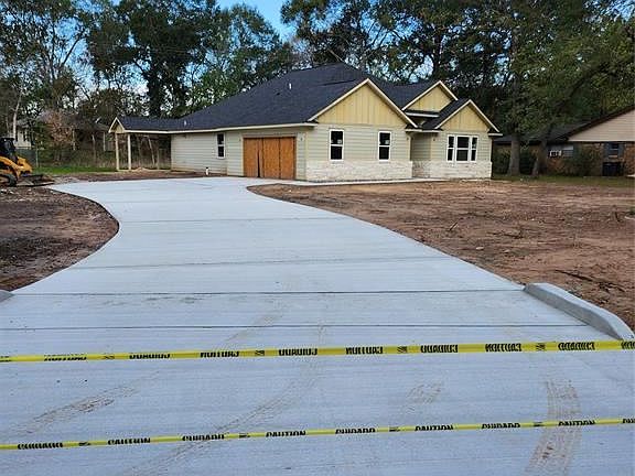 4th image of 37954 N Bonnie Lake Dr