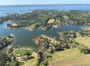 328 Bowline Rd, White Stone, VA 22578