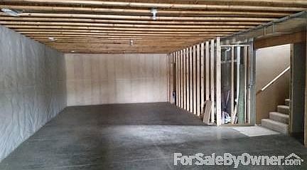 5th image of 501 Russell Dr N
