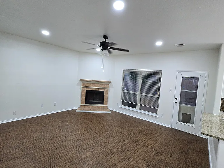 1207 Bellcrest Dr — Photo 14