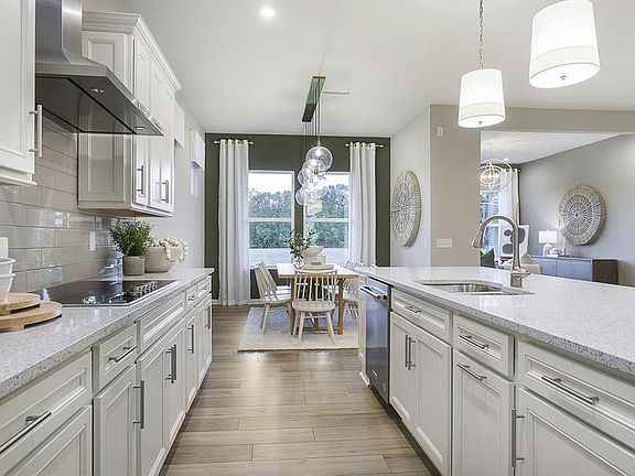 4th image of 15864 Kohut Ln