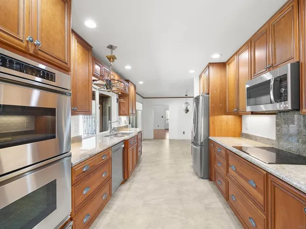 4617 Schaumberg Pl, Bonita, CA 91902