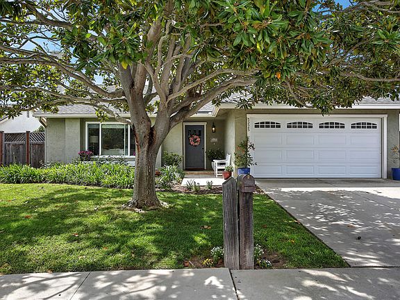 3rd image of 5225 San Vicente Dr