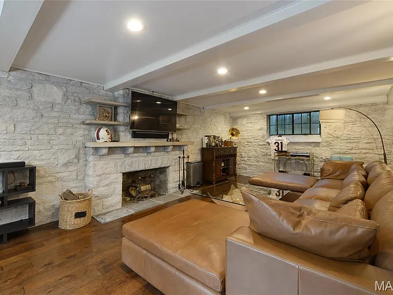 937 S Bemiston Ave — Photo 36