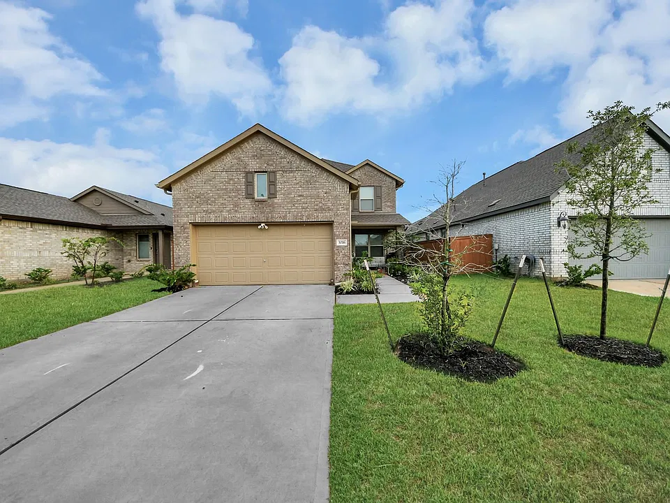 3016 Courtney Coral Ln