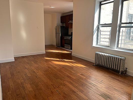 3rd image of 559 W 156th St #3I