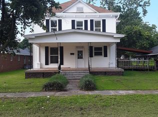 614 W 7th St, Rector, AR 72461