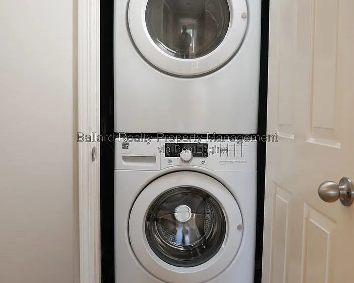 3216 14th Ave W #202 — Photo 19