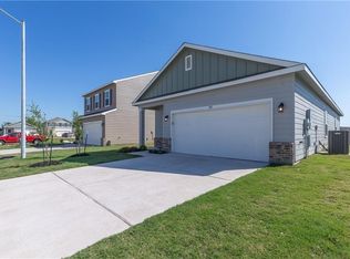 108 Athena Way UNIT 79B, Jarrell, TX 76537