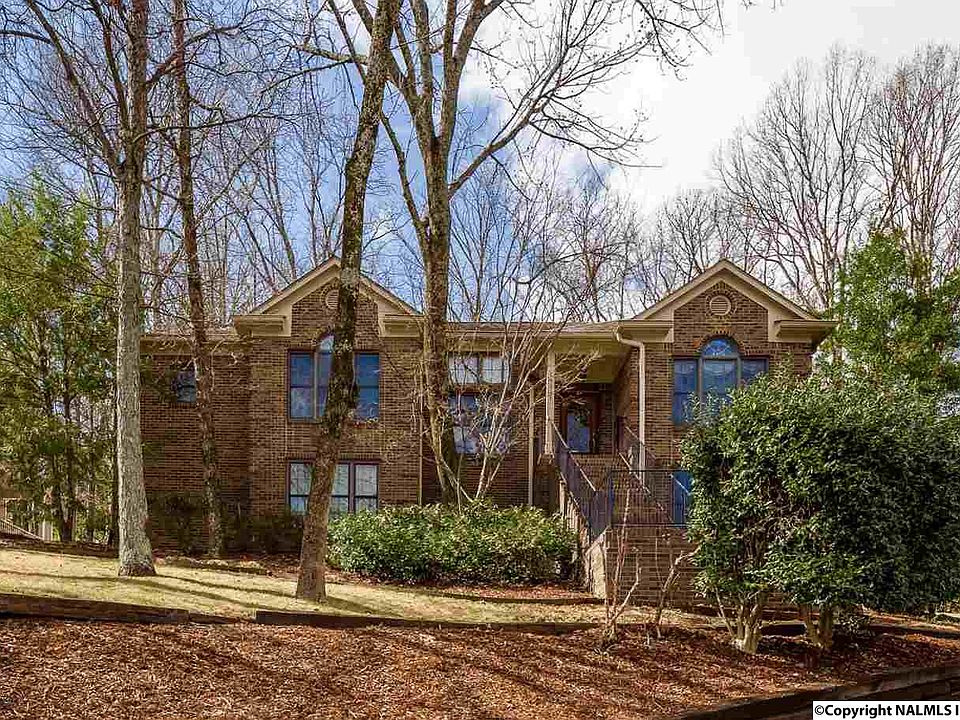 1st image of 10017 Windy Wood Dr SE