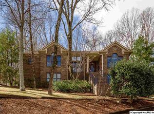 10017 Windy Wood Dr SE, Huntsville, AL 35803