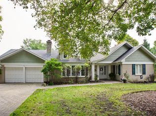 745 S Beverly Ln, Arlington Heights, IL