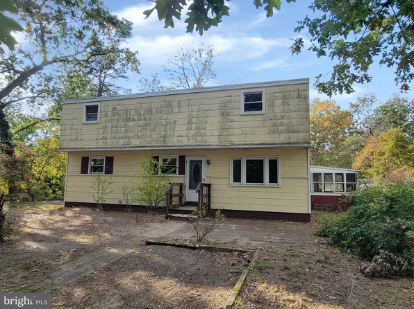 305 Shady Ter, Williamstown, NJ 08094