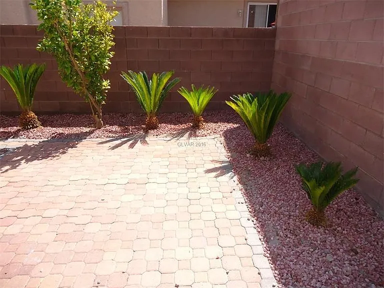 2307 Summer Home St — Photo 29