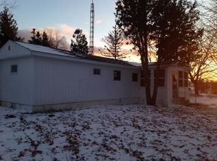 2415 Bates Rd, Cape Vincent, NY 13618