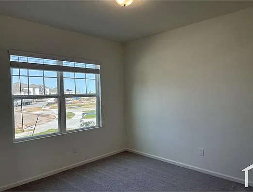 1073 Long Bay Ct — Photo 6