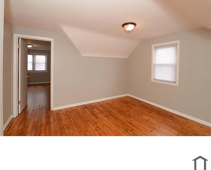 12328 Grannis Rd — Photo 38