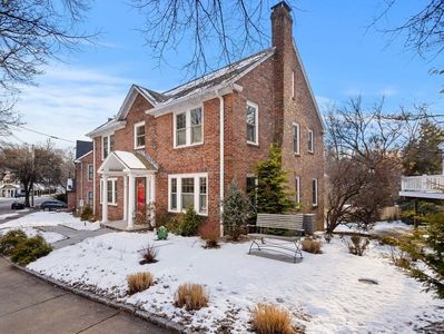 24 Blake Rd, Brookline, MA, 02445