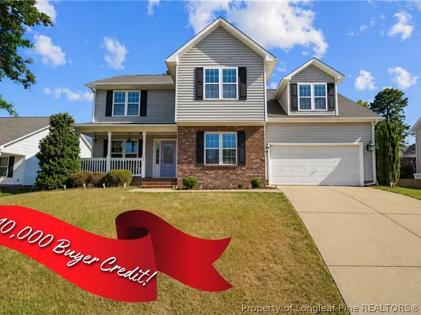 67 Rockingham St, Spring Lake, NC 28390