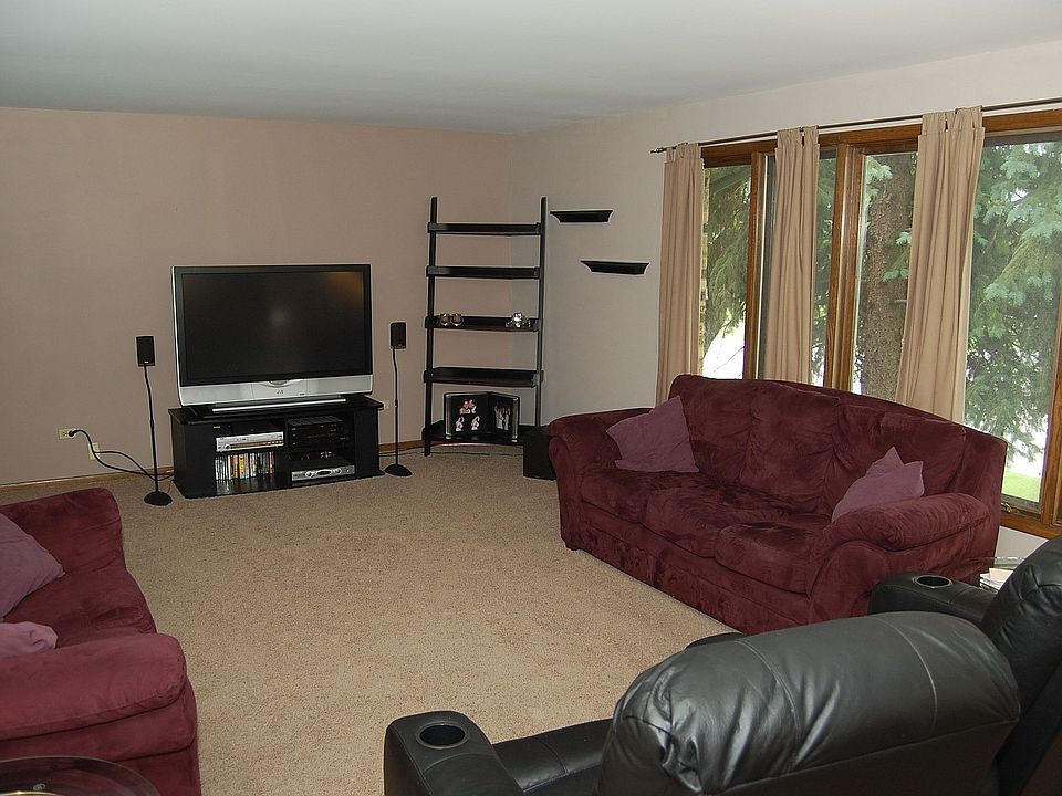 2nd image of 15351 Catalina Dr #7